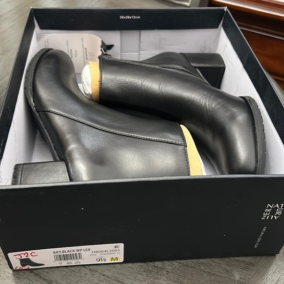 NATURALIZER Bay Waterproof Booties - Picture 2 of 14